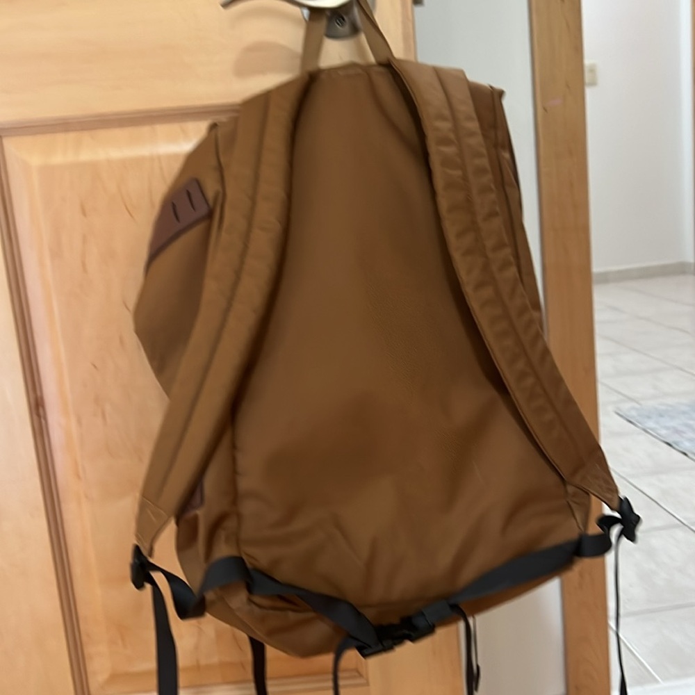Patagonia Tan Backpack - Picture 3 of 9